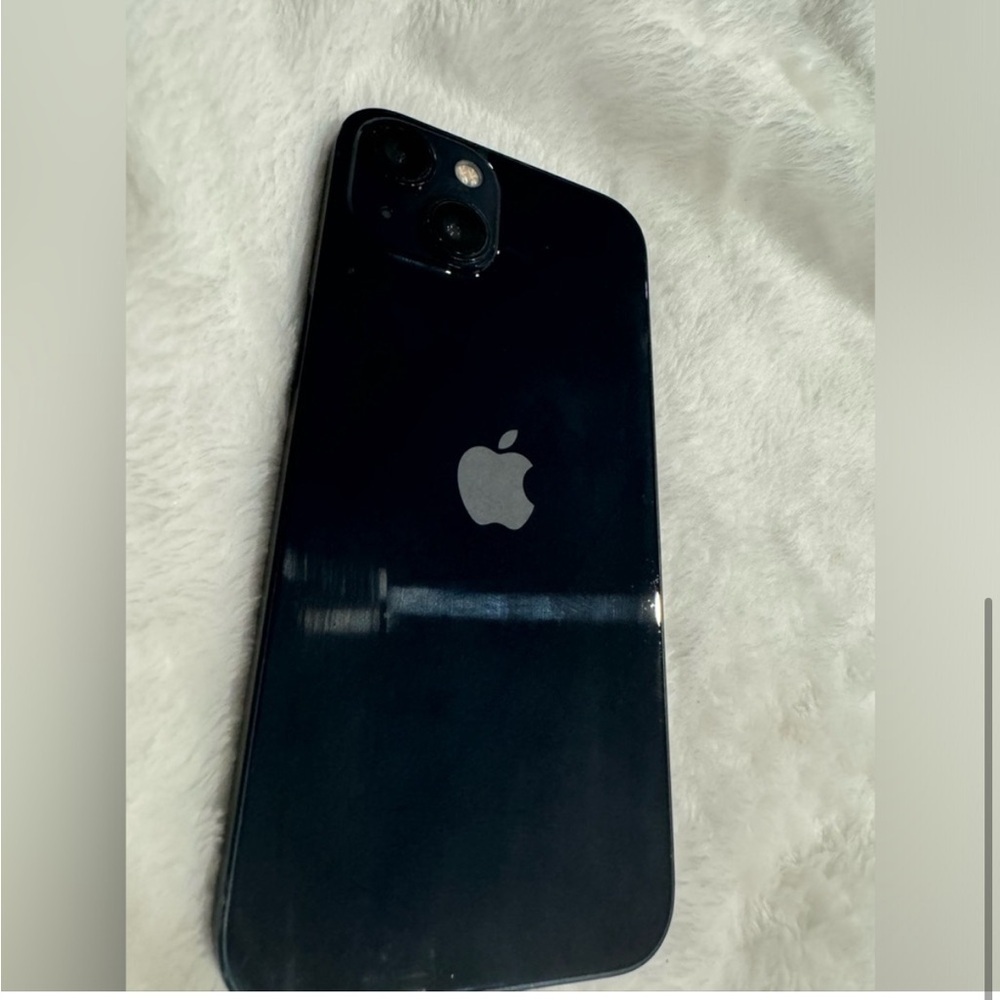 Apple iPhone 13 - Picture 5 of 9